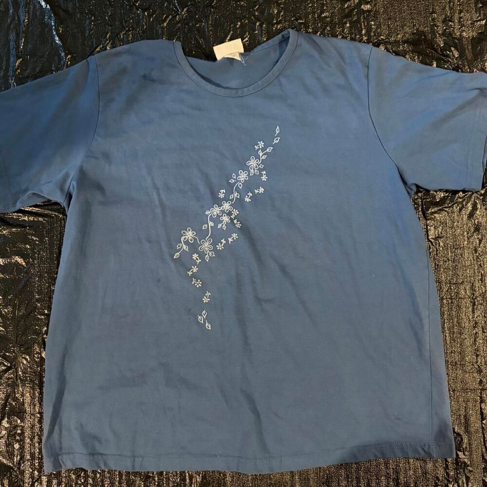 Basic-editions Women's Blue and Navy T-shirt